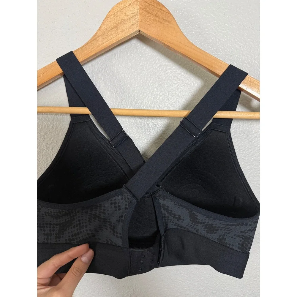 Under Armour Womens Black Animal Dot Print High Impact Sports Bra 1374121 Small